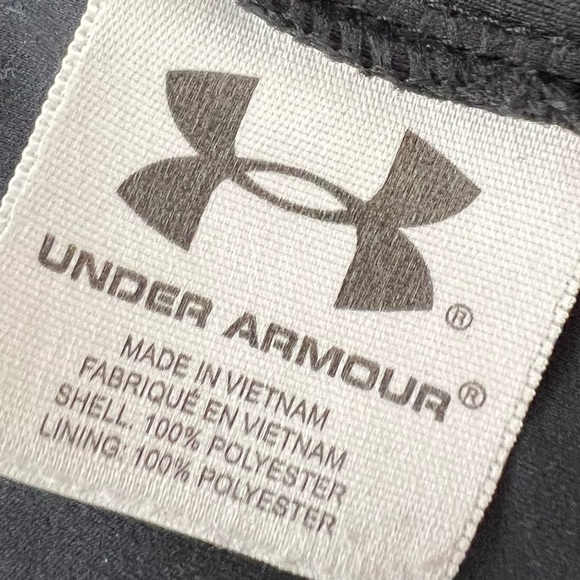 UNDER Armour Adult Medium AllSeasons Polyester Black 1/4 Zip Long Sleeved Jacket - Picture 7 of 8